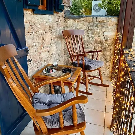Vakantiehuis Ta Lofitika 1 *